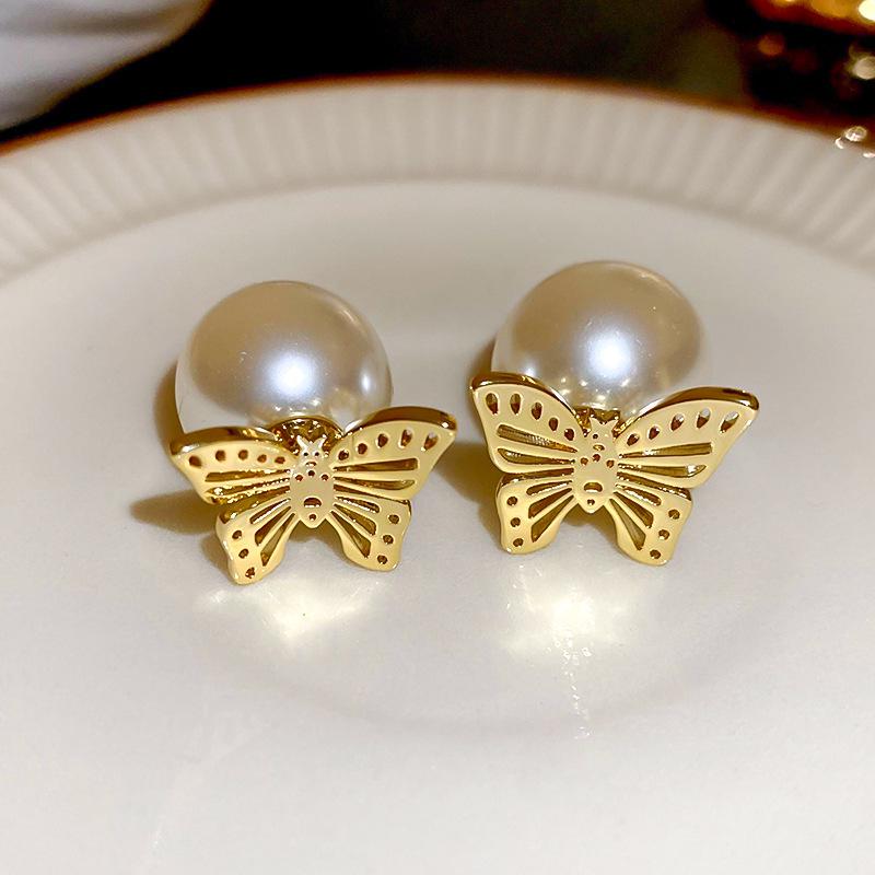 Silver Needle Luxury Zircon Flower & Butterfly Pearl Earrings - High-End French Retro Autumn/Winter Style
