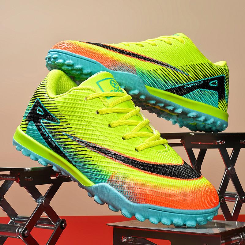 2025 new children's football shoes boys and students girls broken nails Velcro casual game sports shoes