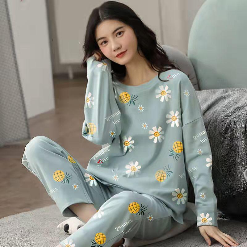Kadın Uzun Kollu Pijama Takımı: Büyük Beden, Şık İlkbahar/Sonbahar 2023 Koleksiyonu