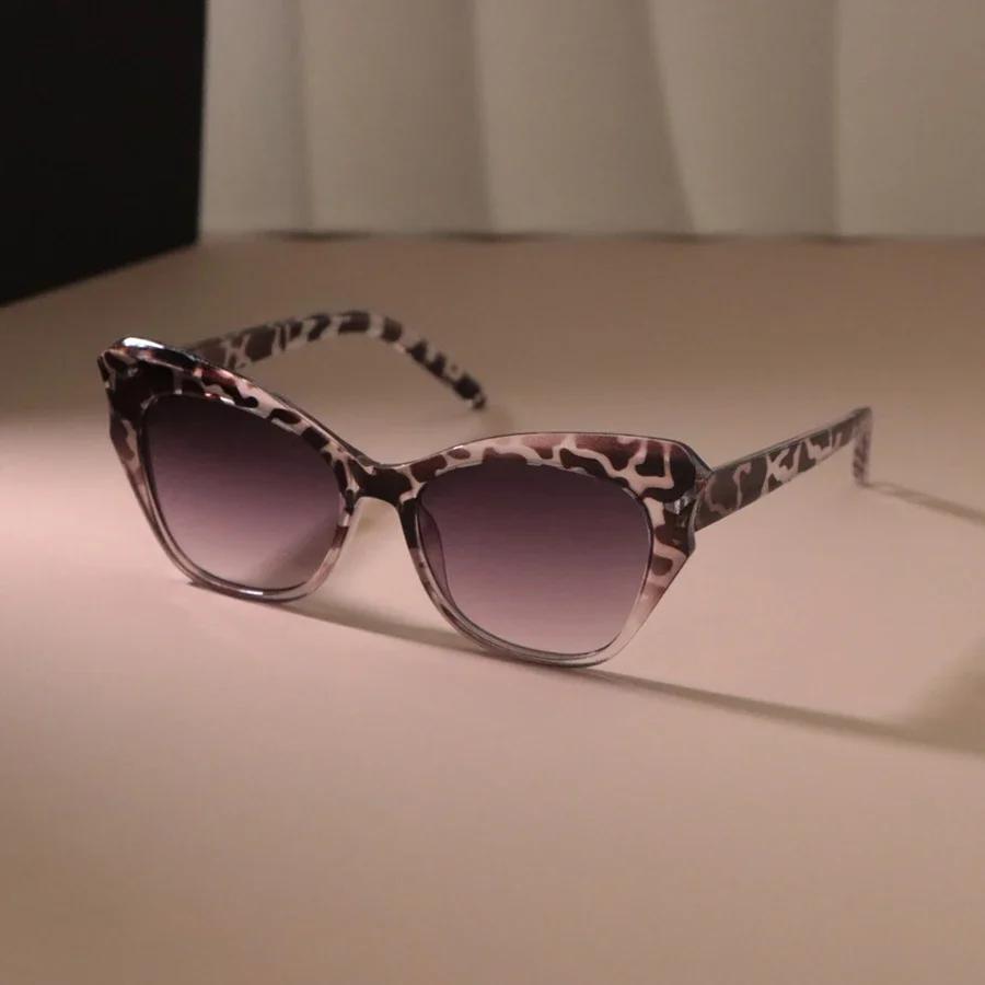 Classic Cat Eye Sunglasses Women Men Fashion Sun Glasses Female Male Designer Mirror Casual Travel Shades