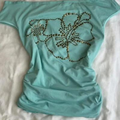 2KWEIRD Y2k Clothes T Shirt Women Green Beading Flowers Vintage Sexy Cropped Tops Street Fashion Tees Skew Collar Slim Fit Ropa De Mujer