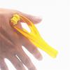 1 mini masajeador de dedos con rodillo de plástico, profesional, para la belleza de los dedos, para personas mayores, suministros de salud.