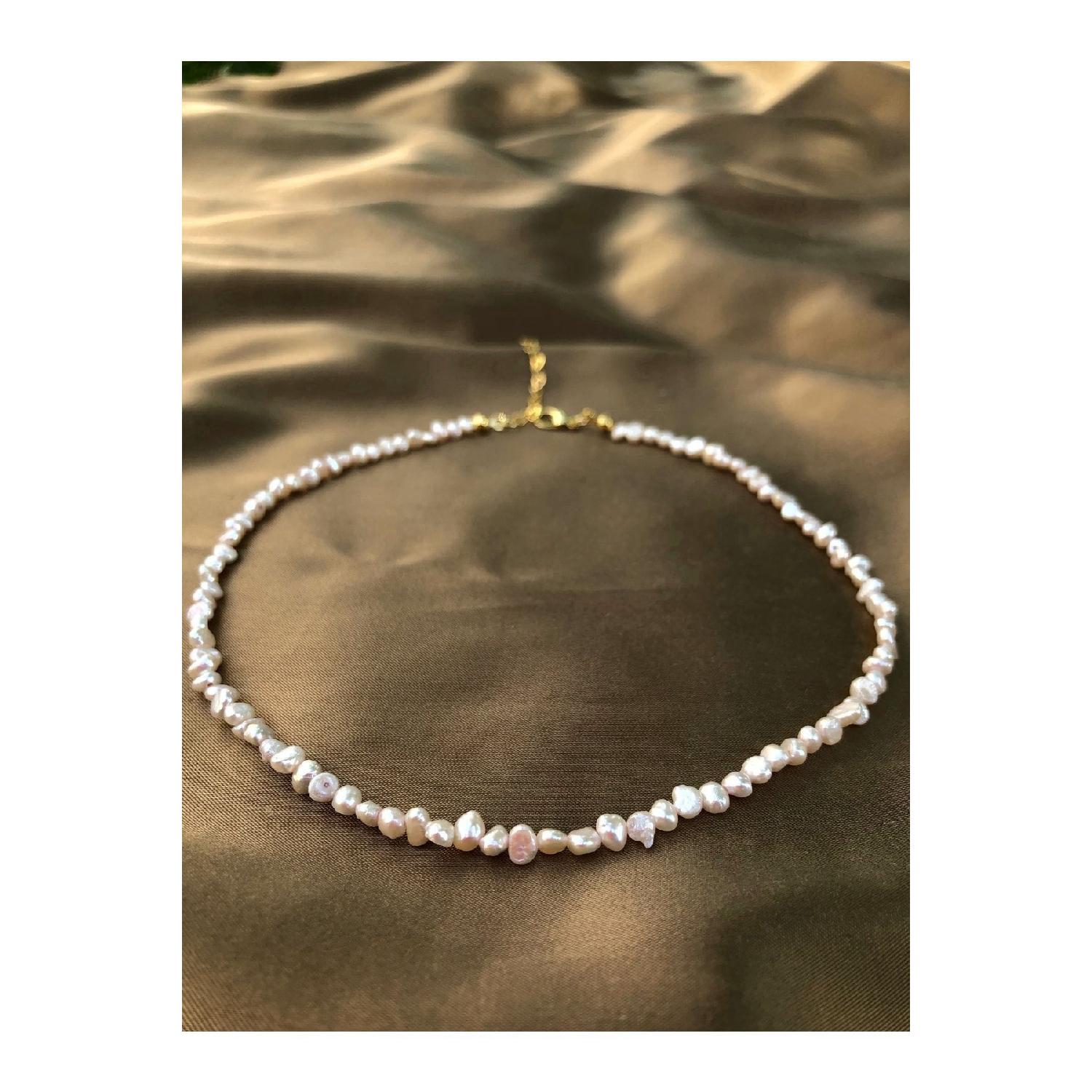 

Real Fresh Water Sand Pendant Necklace білий