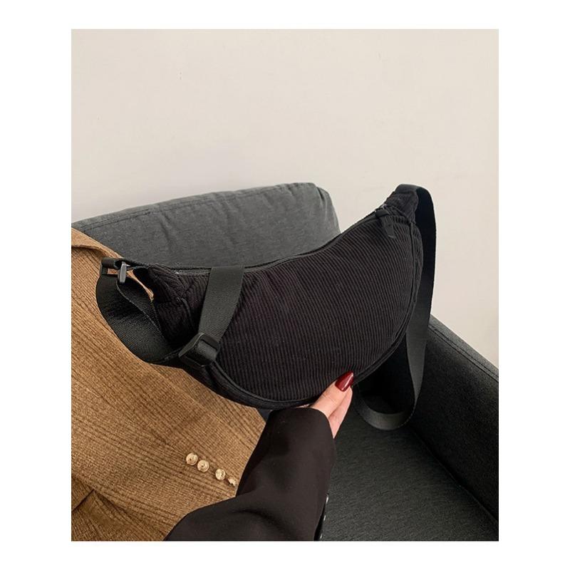 Japanese Single Dumpling Bag Corduroy Autumn and Winter New Women's Shoulder Bag Men's Satchel Underarm Bag Lightweight
