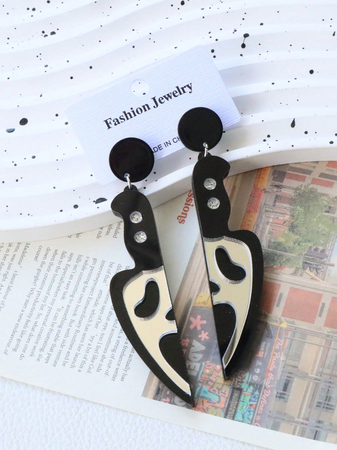 

1 пара сережек с принтом мультяшных привидений, милые и забавные серьги-привидения для Хэллоуинской вечеринки one-size