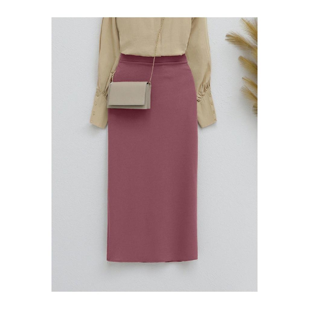 Imported Crepe Pencil Skirt