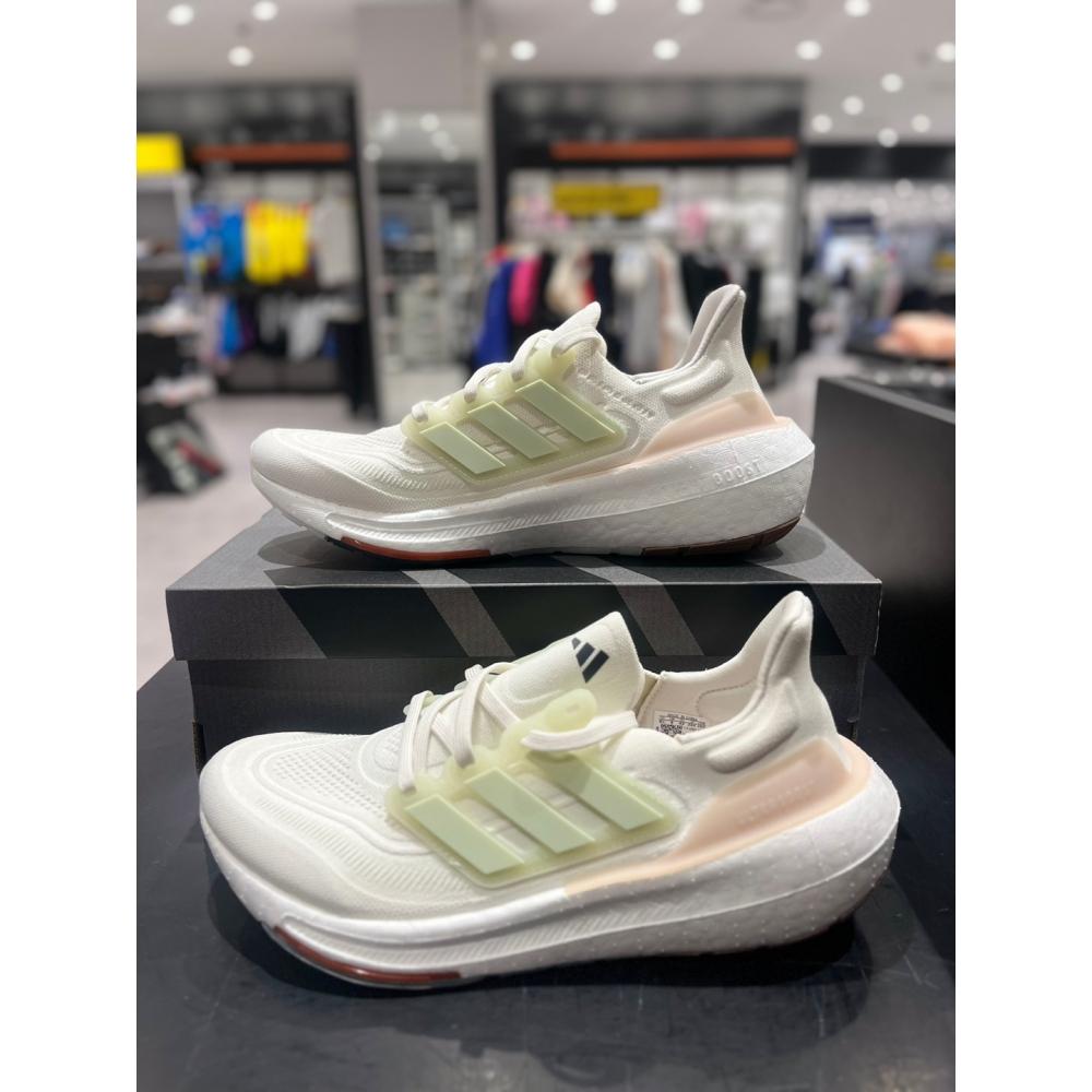 

Adidas [adidas] Кроссовки унисекс ULTRABOOST LIGHT HQ6338