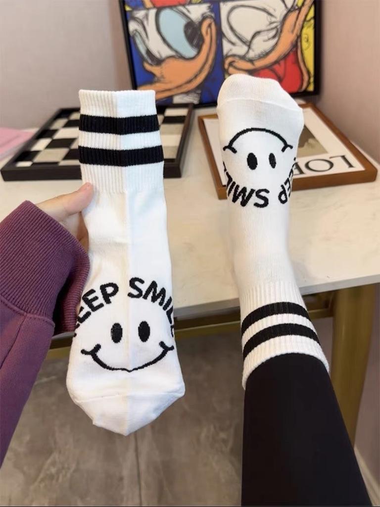 Dongdaemun Parallel Bar Striped Smiley Socks Pure Cotton Black And White Mid-Leg Socks With Shark Pants Sports Socks