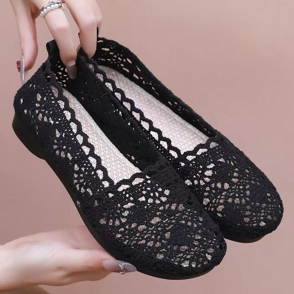 Women's Summer New Mesh Hollow Out Casual Shoes Soft Sole Non Slip Round Toe Shallow Slip On Flat Sole Shoes Lightweight Sandals