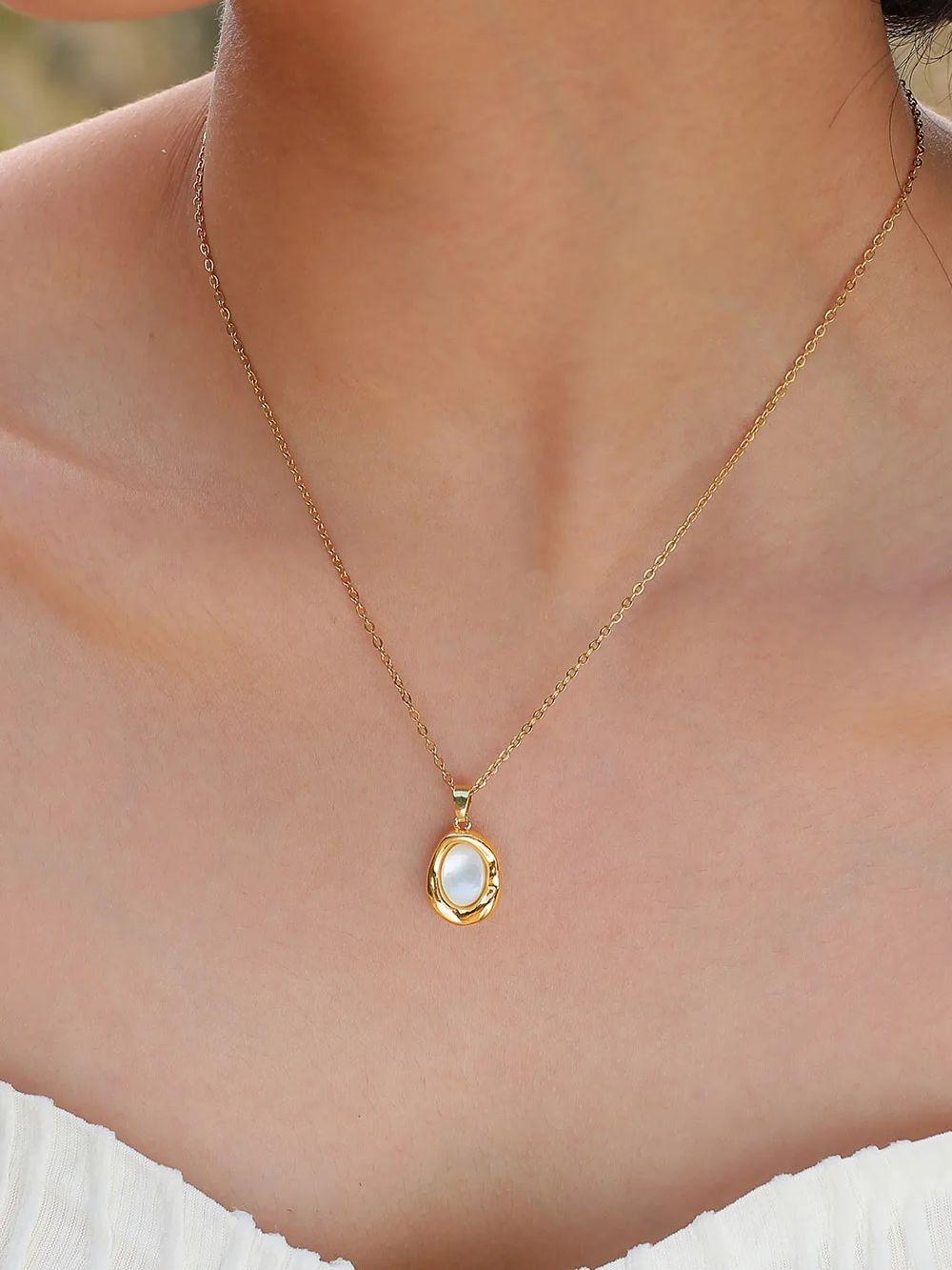 

Oval Pearls Necklace for Women,Adjustable Chain Geometric Jewelry Lead Free Hypoallergenic 35cm-40cm