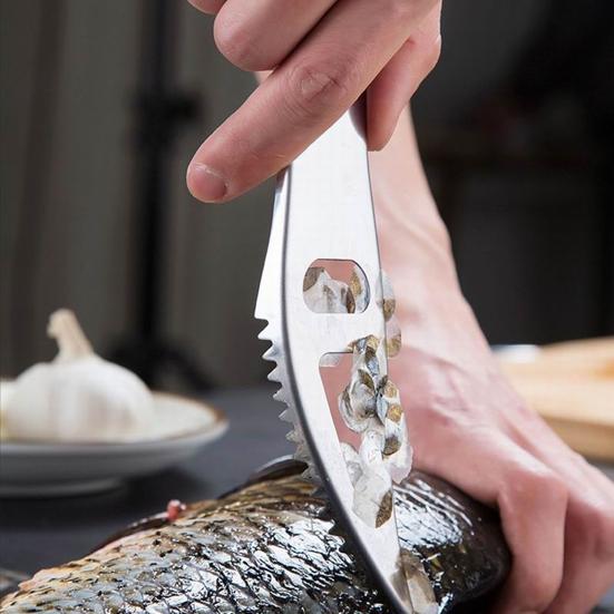 Fish Scale Scraper Double Row Sawtooth Sharp Convenient Perfect Fitting Comfortable Handle Remove Scales Silver Color Stainless Steel Fish Scale