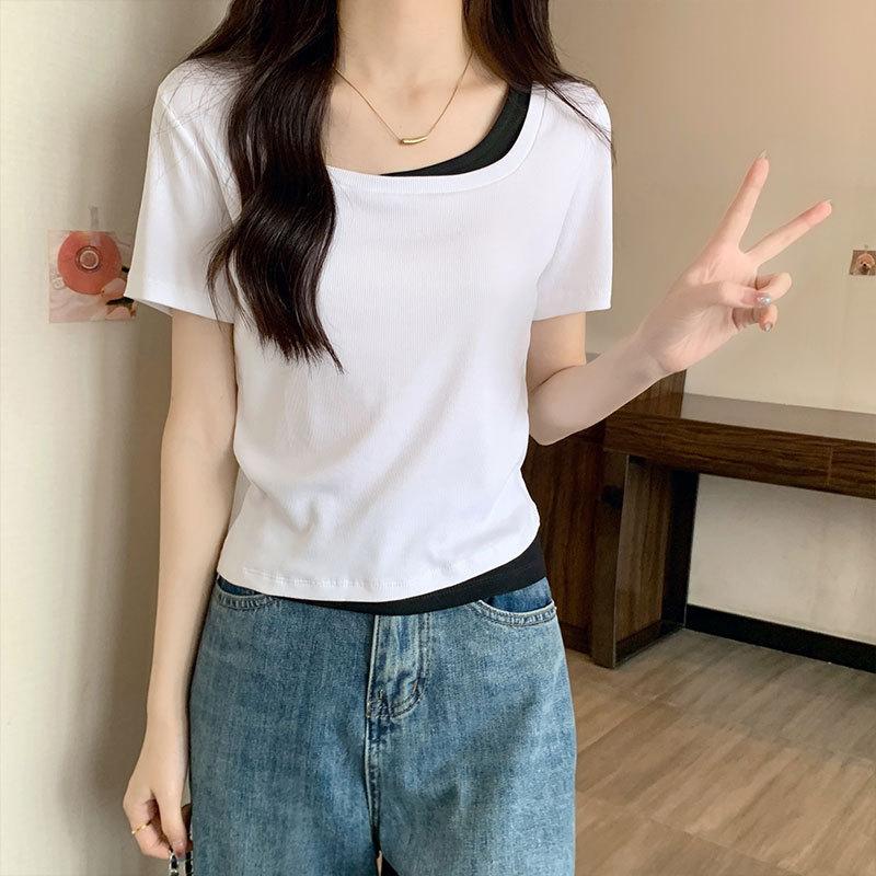 Quadratischer Ausschnitt kurzärmeliges T-Shirt für Damen Sommer neuer Stil rechte Schulter Nische kurz halbärmelig farblich passend Slim-Fit Design Top