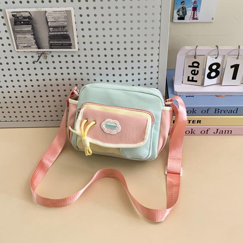 New Messenger Bag Women's Bag Simple Bow Small Square Bag Casual Going Out Mobile Phone Bag Water Cup Bag Tide