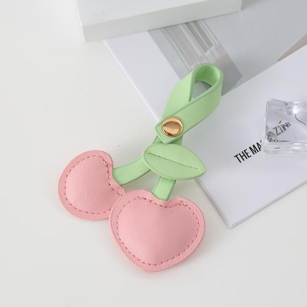 

European & American Pastoral Style PU Leather Cherry Keychain Charm рожевий