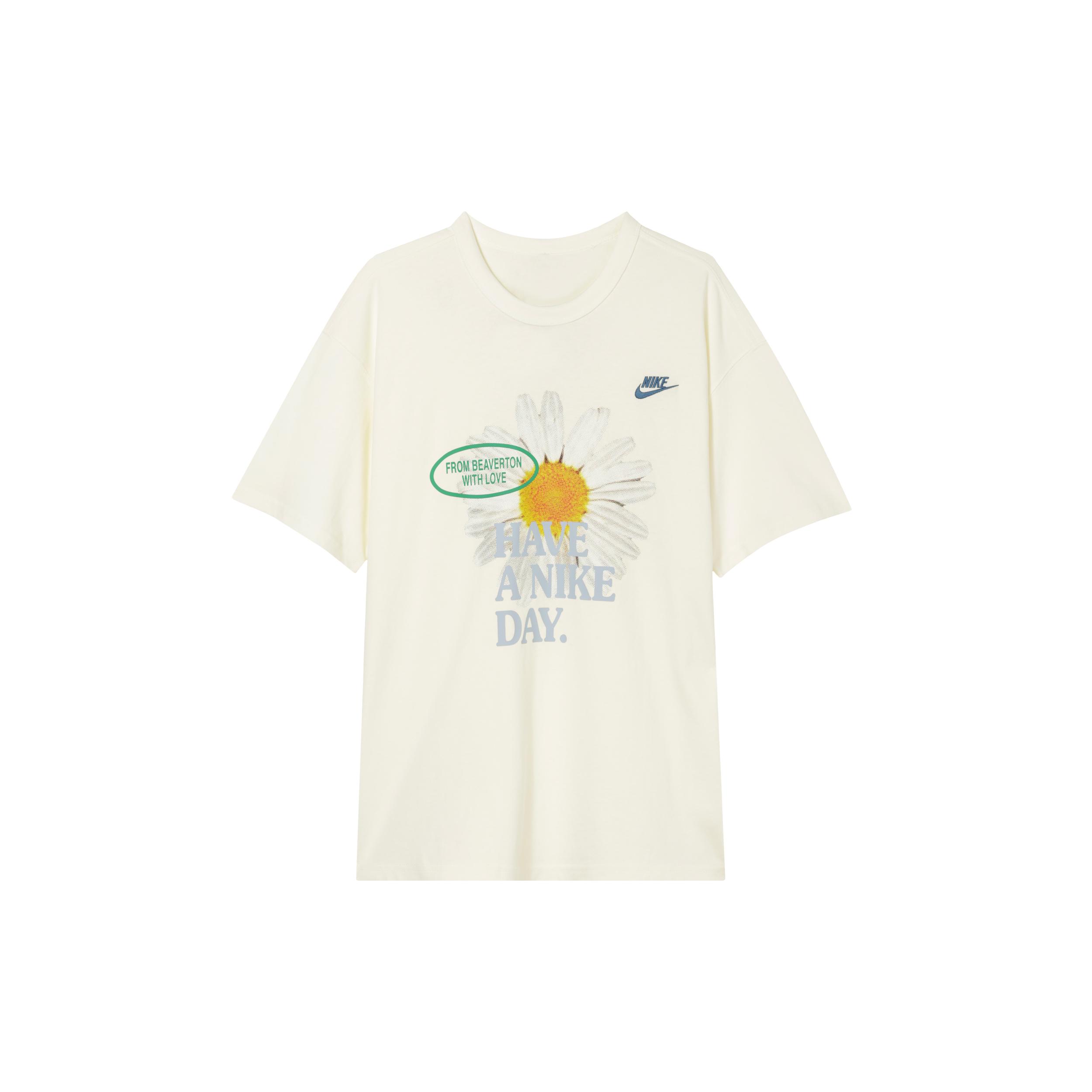 

New Nike Sportswear T Shirt Men s White HJ3955-133 L