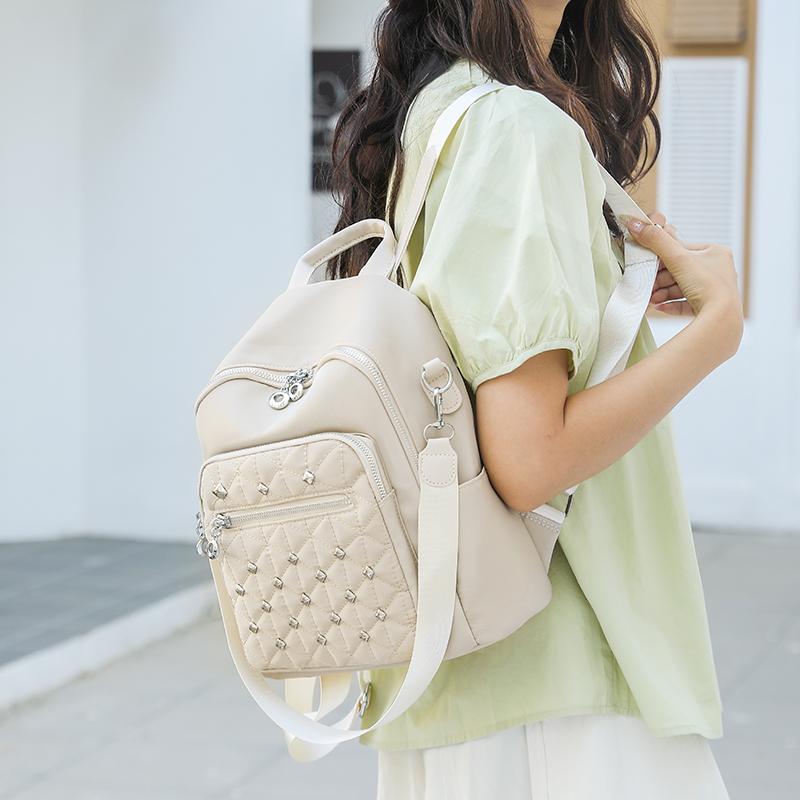 Rhomboid Rivet Backpack Women's Travel Bag Large Capacity Backpack