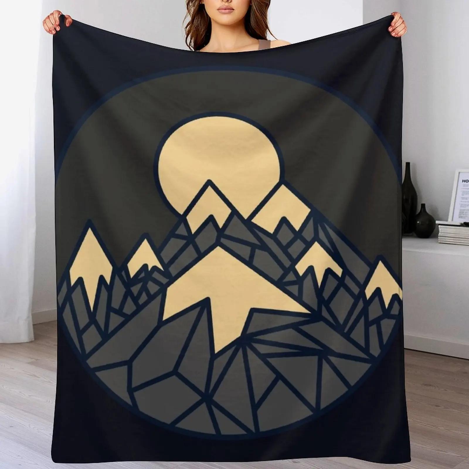 

Mountains Throw Blanket Stain Resistant Cozy Warm Blanket 102x76cm(40x30in)