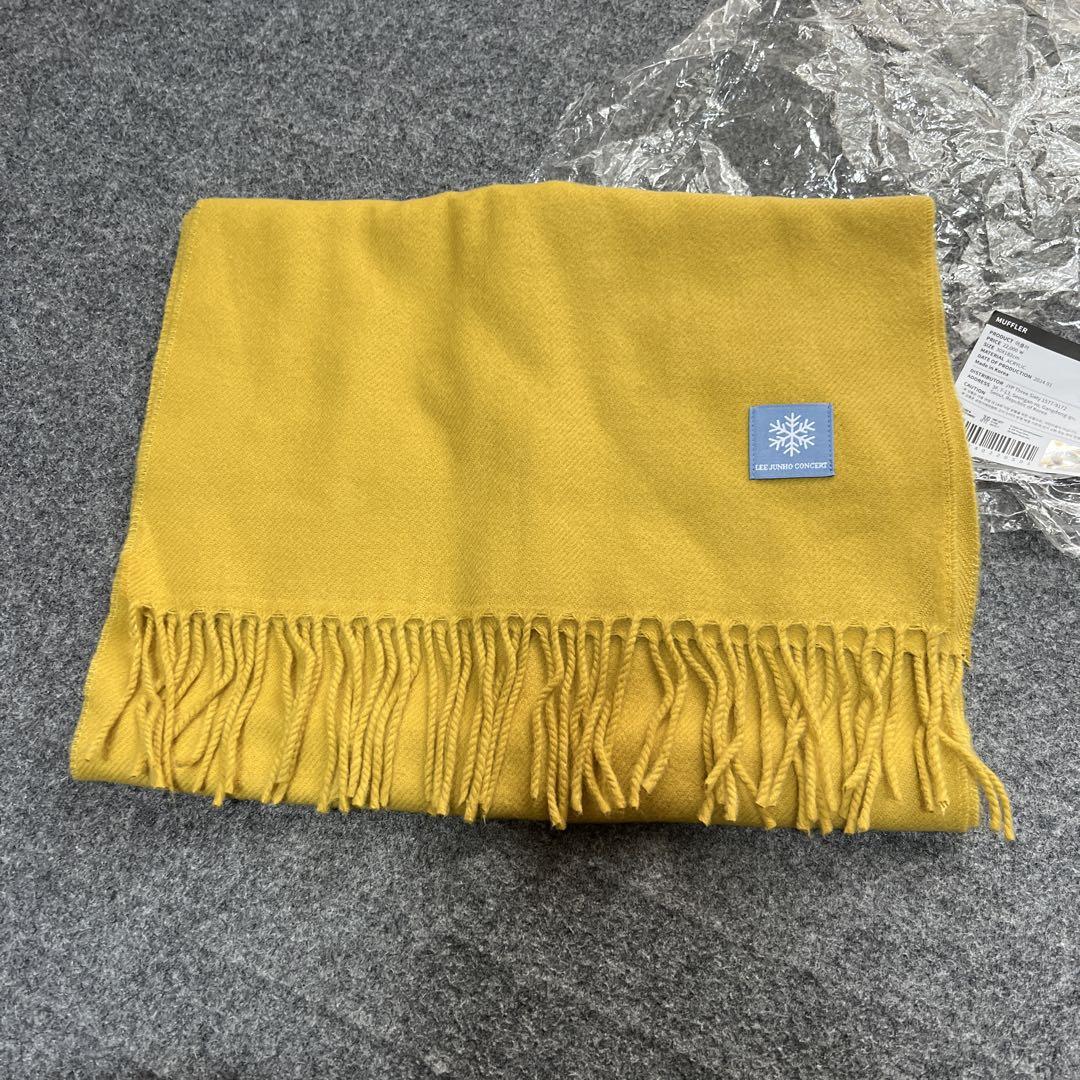 

[USED] Junho 2PM Concert Scarf 30 x 182cm