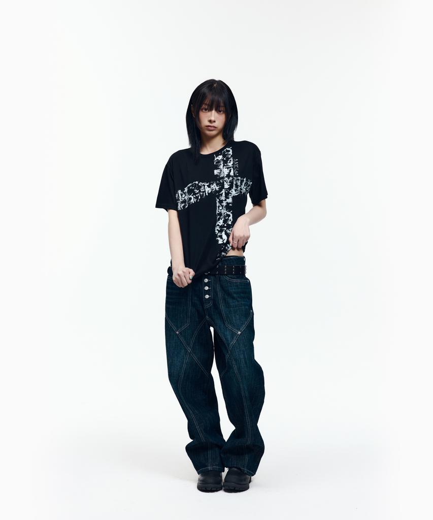 AAKAM Mosaic Cross Half Top (Black)