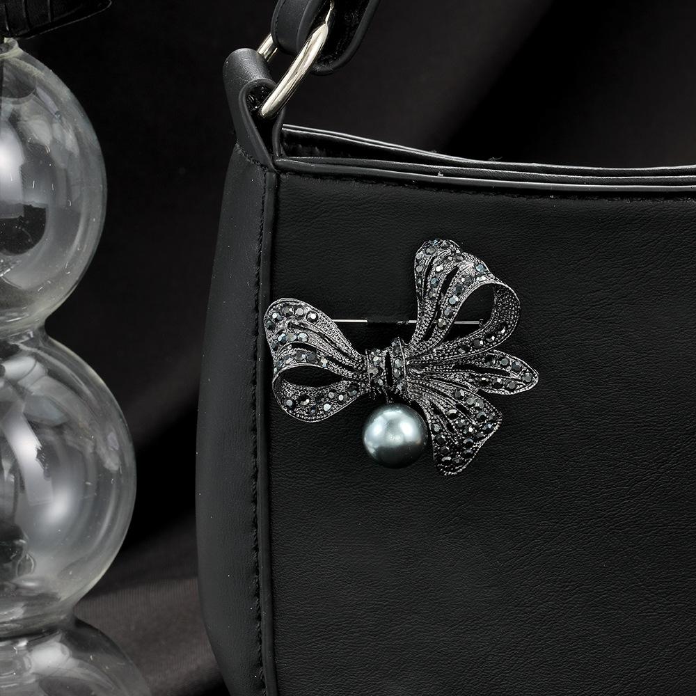 Black Diamond Bow Pearl Brooch Women, Creative Design Sense Fashion Suit Jacket Cardigan Pin