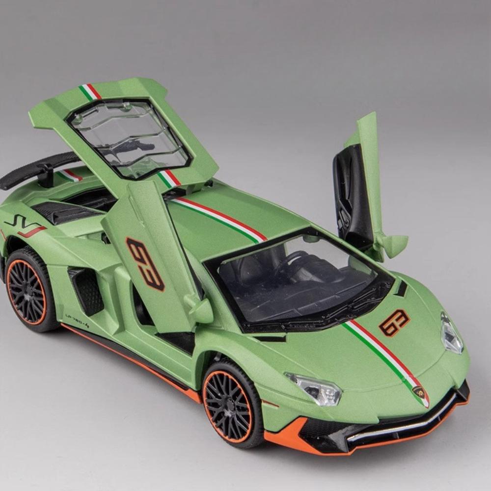 1:32 Lambor Aventador SVJ LP780-4 Sports Car Model Toy Diecast Metal Scissor Doors Opened Simulation Sound Light Hobby Gifts