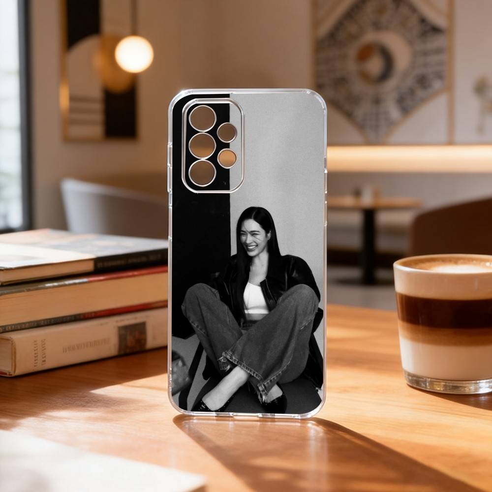 L-Lingling Kwong Actress  Phone Case For Samsung S25,S24,S21,S22,S23,S30,Ultra,S20,Plus,Fe Transparent Cover