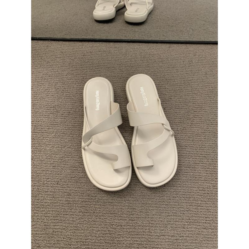 

Casual lazy wind thick-soled round head one-word thin strap cover toe cool slippers women s 2025 new soft-soled outer sandals 39
