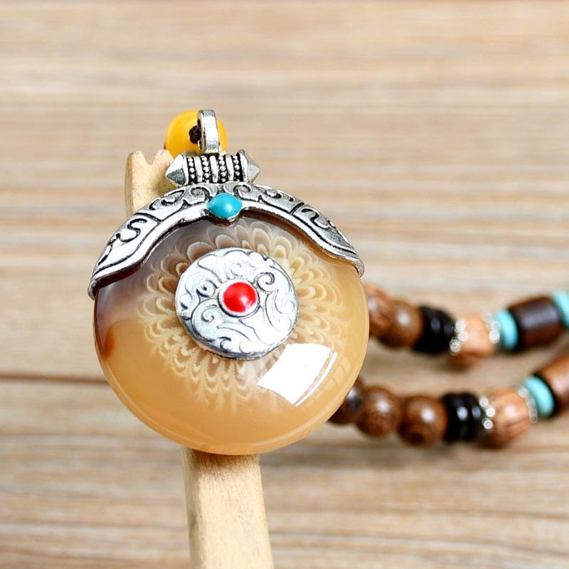 GemChic Women's New Vintage Wooden Beads Amber Pendant Long Necklace Classical Ethnic Fashion Birthday Christmas Jewelry Gift