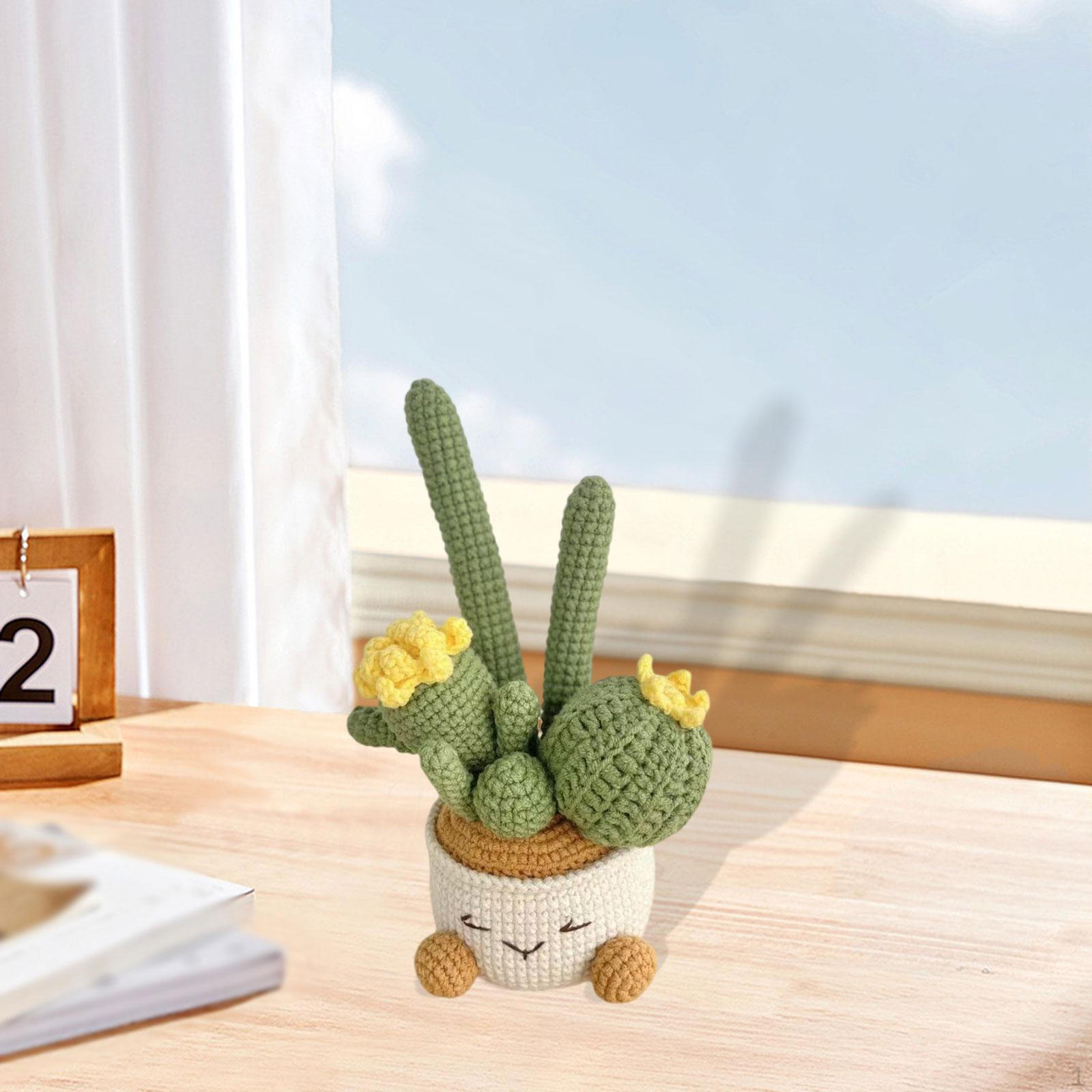 

Artificial Crochet Potted Flowers, Hand Knitted Flowers for Office Yellow Flower