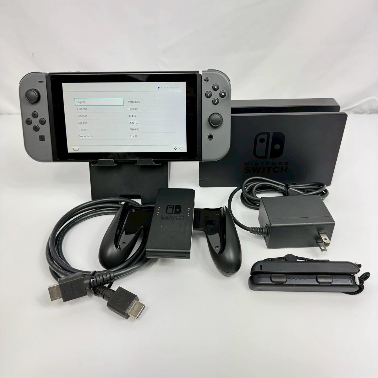 

Консоль Nintendo Switch V2 HAC-001(-01) Joy-Cons 32 ГБ б/у With Out Box серый