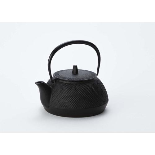 Iwachu Iron Kettle, Black Finish, 0.65L, Iron Kettle/Teapot, 5-Type New Arare, Induction Compatible, 12822