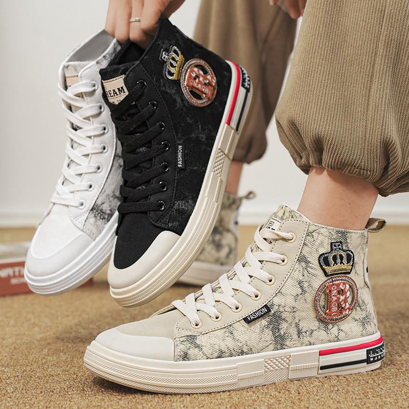 Fashion High Top Vulcanized Canvas Shoes Man Fashion Embroidery Black Lace-up Men's Skateboard Shoes Trendy Casual Designer Sneakers Men