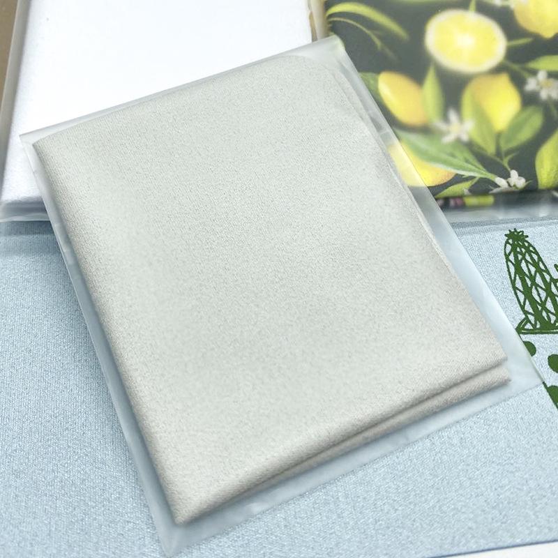 Portable Women's & Men's Anti-Pressure Glasses Case - High-End Feel, Cute Design for Kids