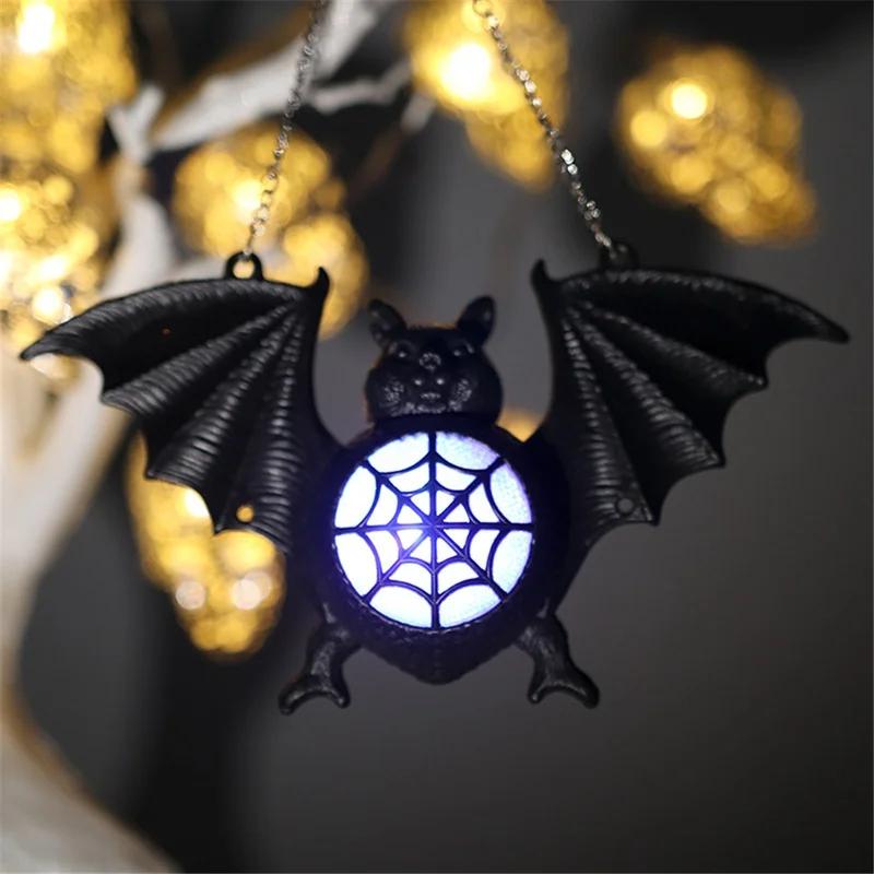 Halloween Leuchtende Fledermauslampe Neu Bunter Farbverlauf Kunststoff Fledermaus Anhänger Hängende Dekoration Geisterfest Dekoration Requisite Fledermausdekor
