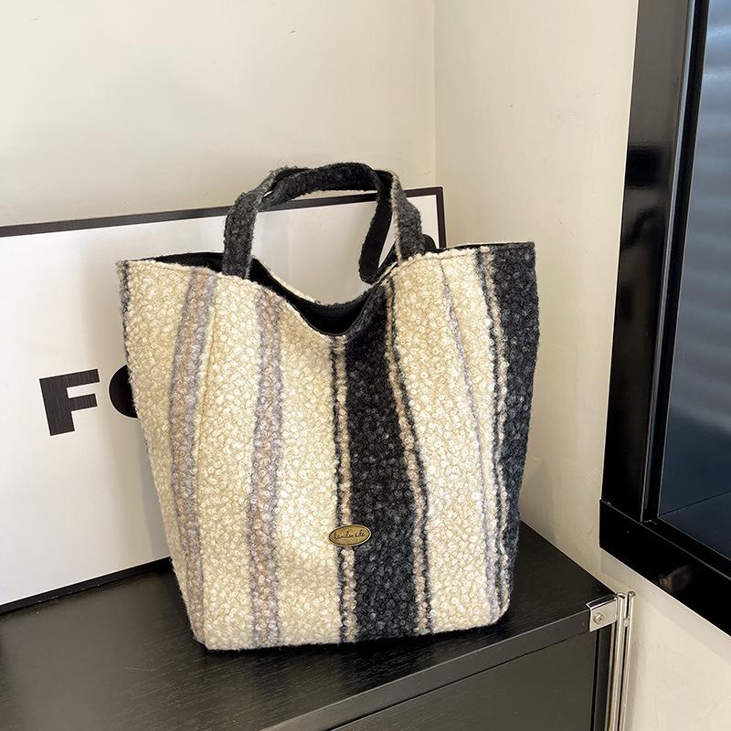 

2024 Autumn/Winter Casual Korean Style Vertical Striped Furry Double-Sided Large Capacity Tote Bag