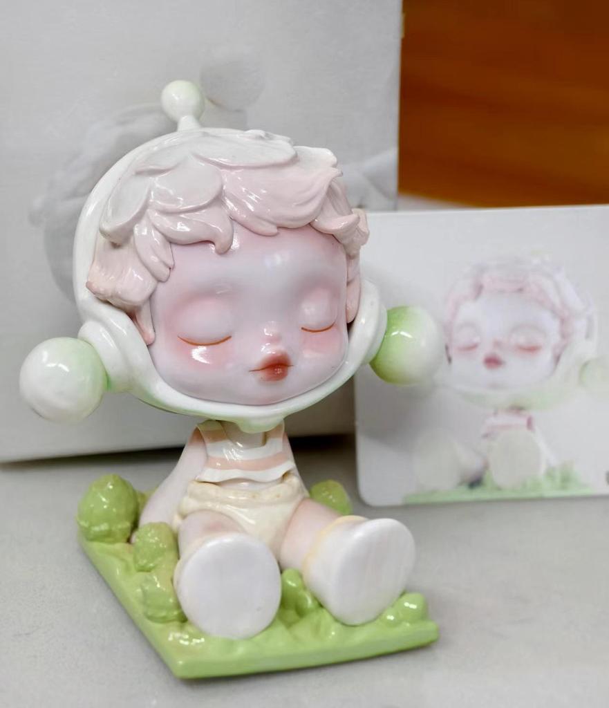 Pop Mart Temperature Series Blind Box Action Figure Doll Toy Car Ornament Souvenir