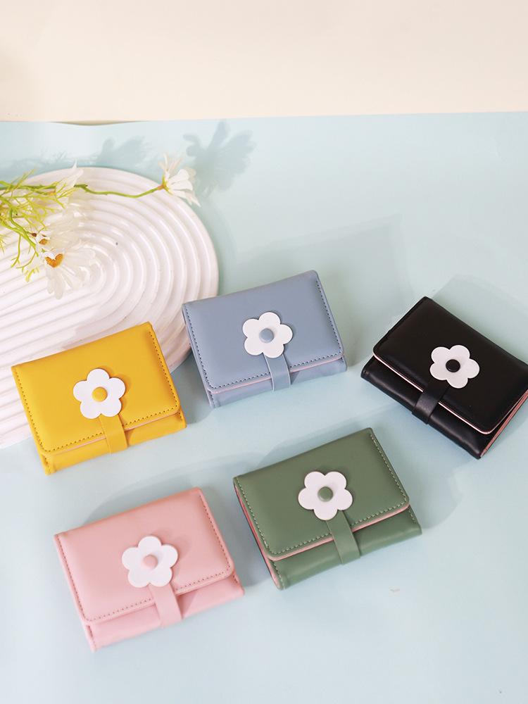 2025 Ladies' Cute Flower Tri-fold Wallet - Korean Style Card Holder