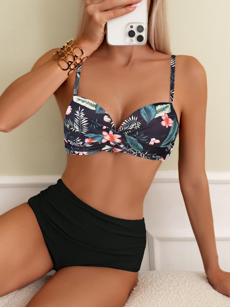 Swimming trunks women's briefs anti-light swimming trunks women's lower body bikini swimsuit swimming bottoms
