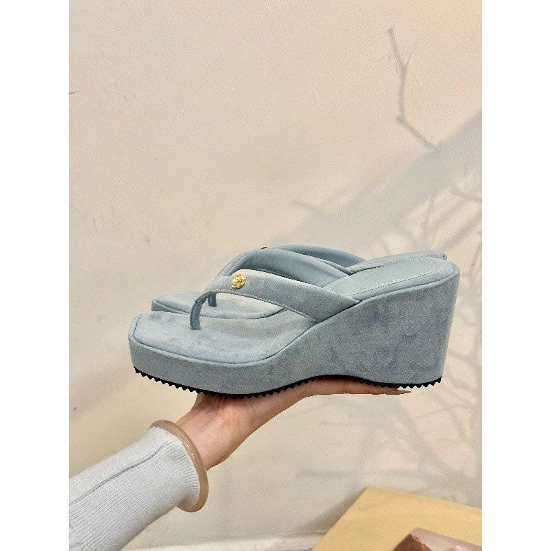 Mint Camellia! Temperament Suede Square Head Metal Buckle Slope Heel Flip-flops Female Summer Toe Thick-soled Slippers