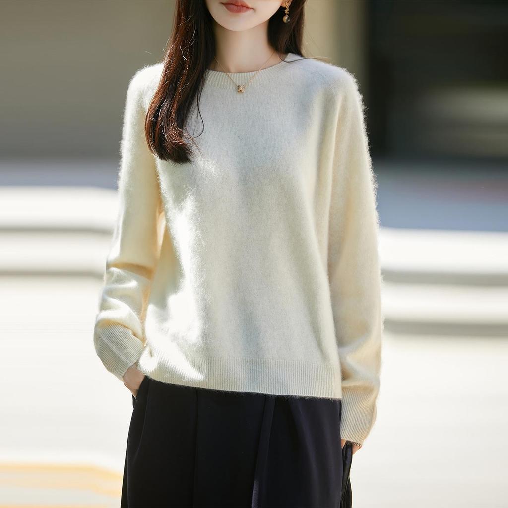 Women's Pure Wool Round Neck Sweater - Cozy Loose Knitwear for Autumn/Winter