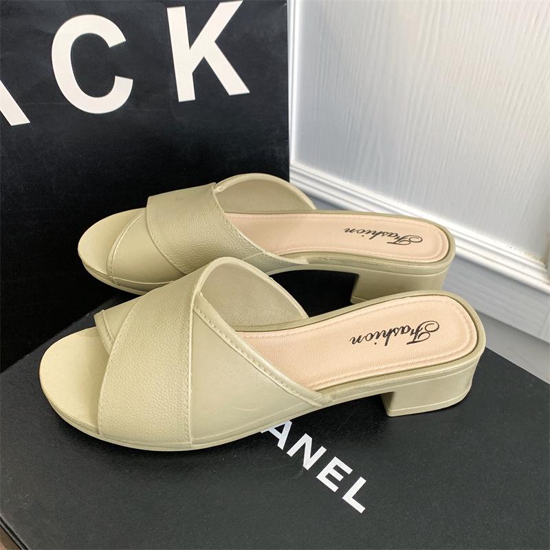 

Женские повседневные летние шлепанцы на танкетке - Универсальные, однотонные, модные на низком каблуке с одним ремешком 38-39