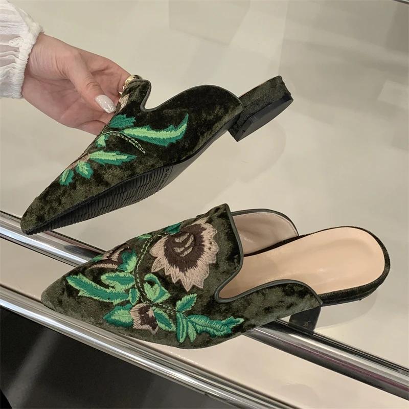 Fashion Eilyken Summer Design Embroidery Pointed Toe Mules Women Slippers Low Heels Party Shoes Fashion Zapatos De Mujer