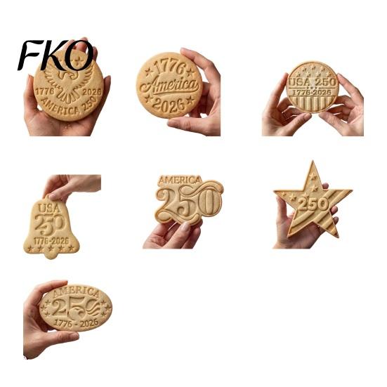 Special Occasion Decorative Piece 250th Anniversary Cookies Ornament with 3D Deep Embossed Texture, 1776-2026 Commemorative Decorations, Ideal