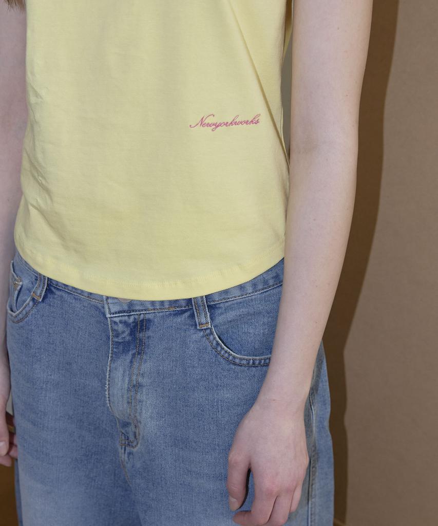 Nyuyogwogseu Embroidered Round Short Sleeve T-Shirt_Lemon