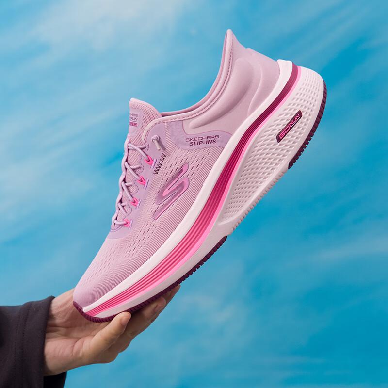 Skechers Women's GO'7/24 Running Shoes