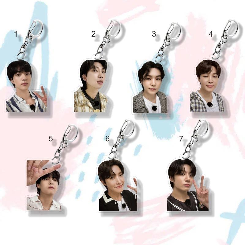

7pcs BTS Daily Casual Outfit Photo Acrylic Keychain, Bangtan Boys Daily Style Real Photo Keyring, Kpop ARMY Fans Bag Charm 7pcs