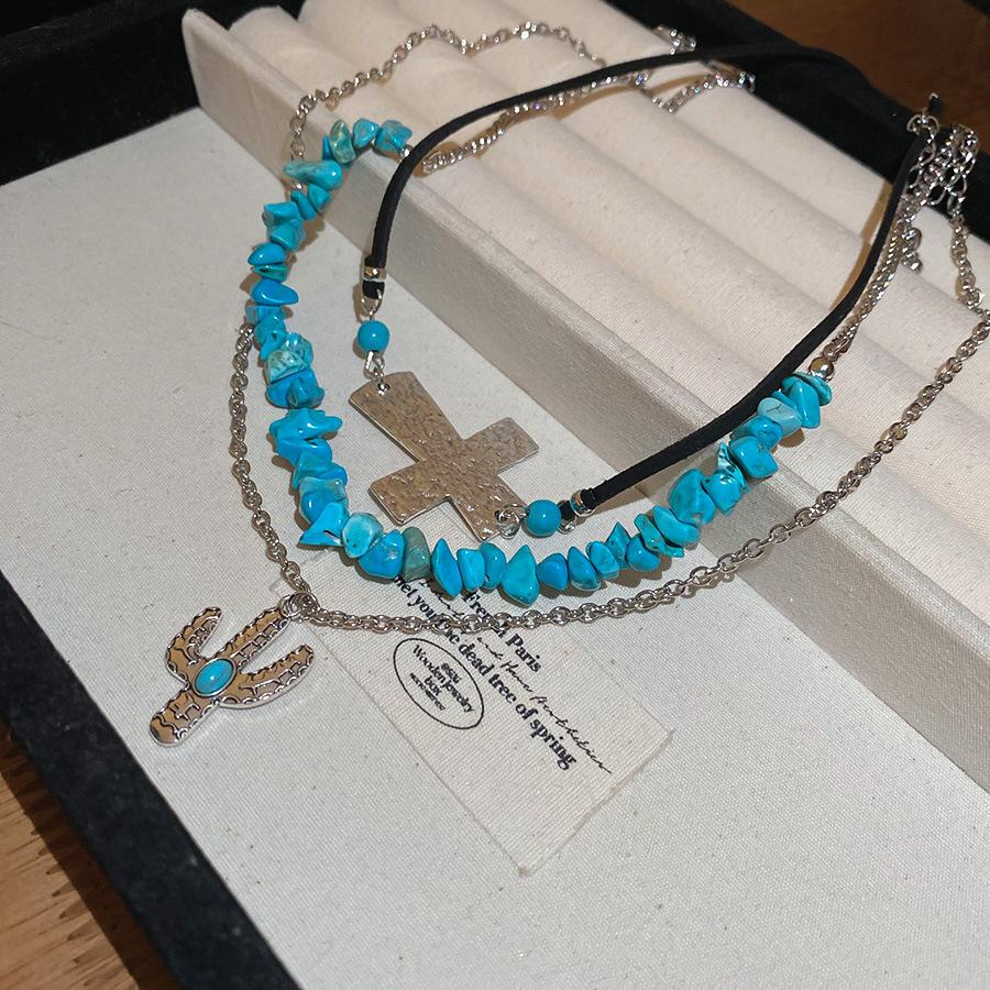European and American acrylic irregular oval beaded necklace light luxury niche collarbone chain personalized exaggerated item decoration