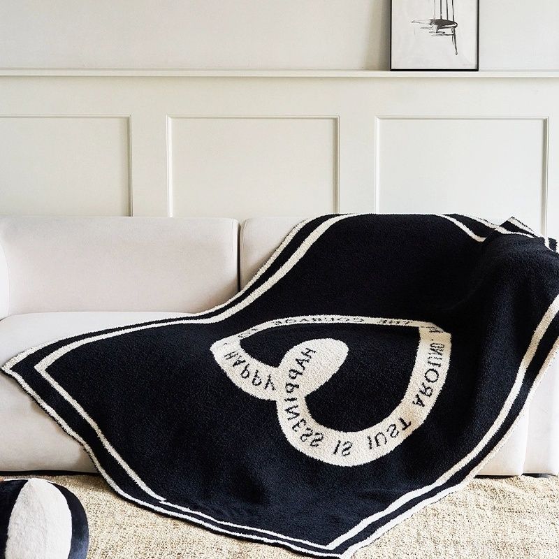 

Плед-накидка в форме сердца, полуплюшевый - Сторона AB, скандинавский, пушистый, для дивана, одеяло для осени/зимы 130x170cm