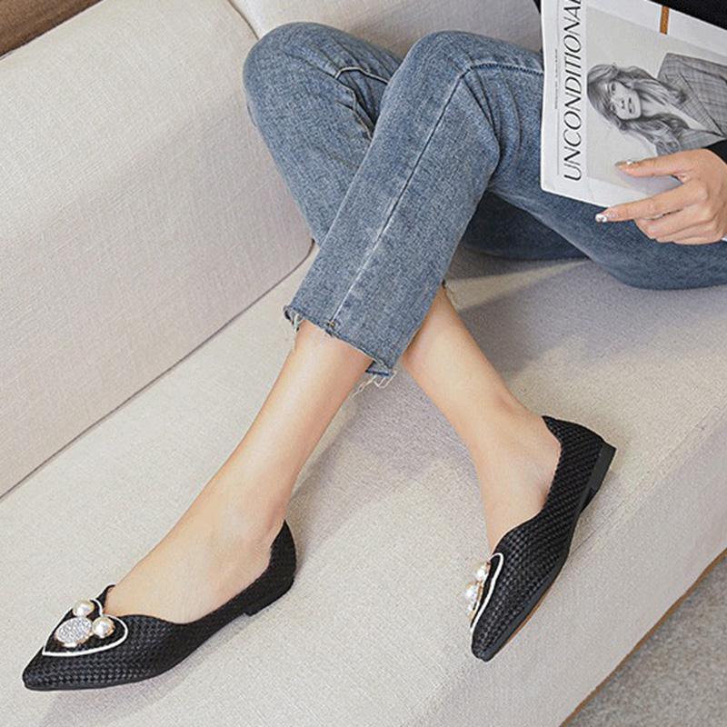 New Fashion Women Daily Pointed Toe Flats Lady Casual Slip On Low Heels Female  Sparkly Rhinestone Barefoot Shoes Plus Size