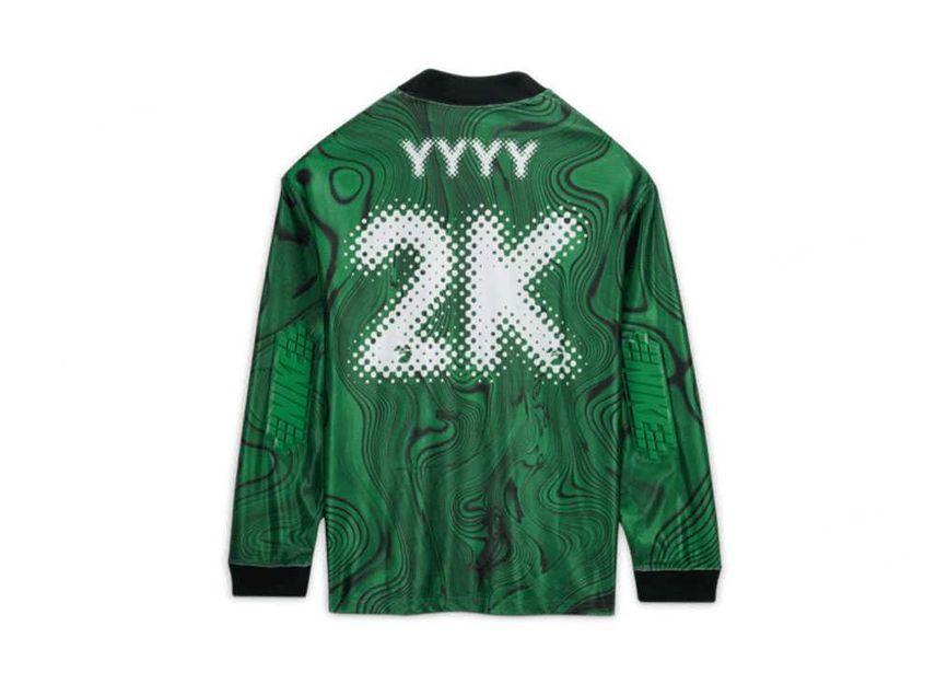 FQ0998-389 Nike Off-White Allover Print Uniform Black Green